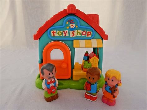 Early Learning Centre Happyland Toy Shop With Sounds 3 Figures And Toy