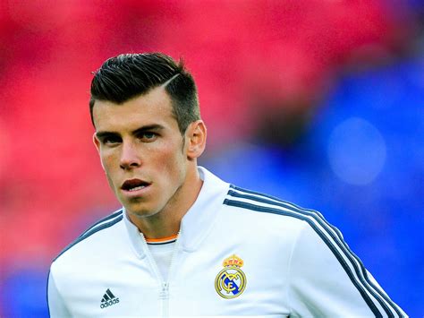 Gareth frank bale (born 16 july 1989) is a welsh professional footballer who plays as a winger for spanish club real madrid and the wales national team. Hairstyles 2014: Gareth Bale