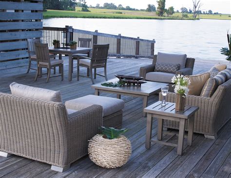 Create A Unique Look Outdoors By Mixing Materials Here Is Summer