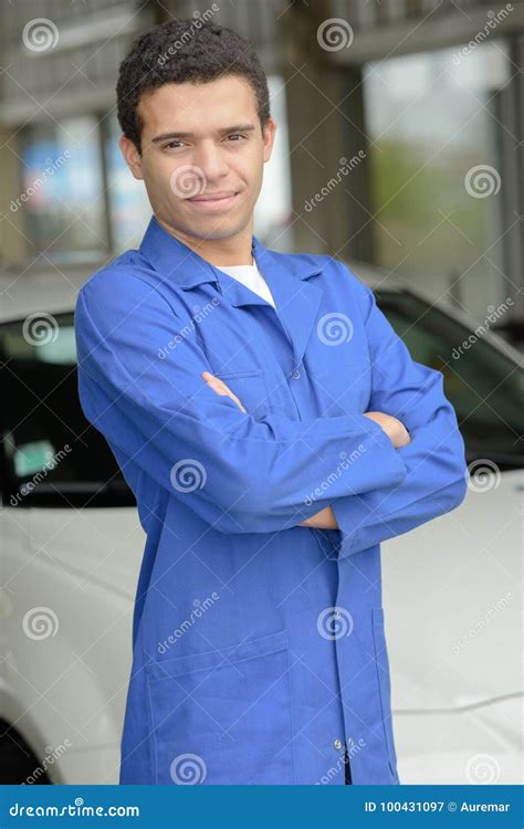 Portrait Mechanic Standing Near Car Stock Image Image Of Repairman