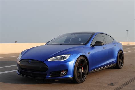 Stock 2014 Tesla Model S P85dl 14 Mile Drag Racing Timeslip Specs 0 60