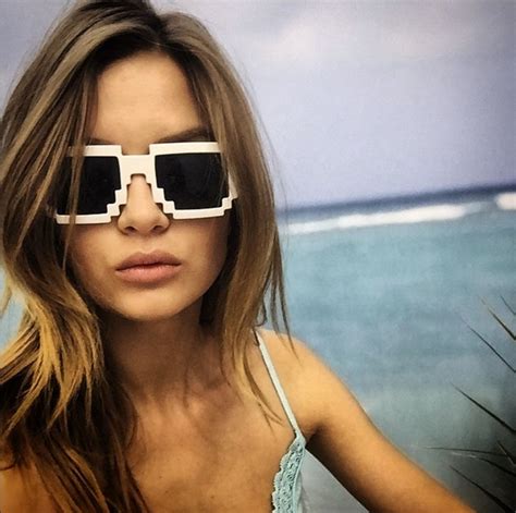 Josephine Skriver And More Models Share Selfie Taking Tips Coveteur