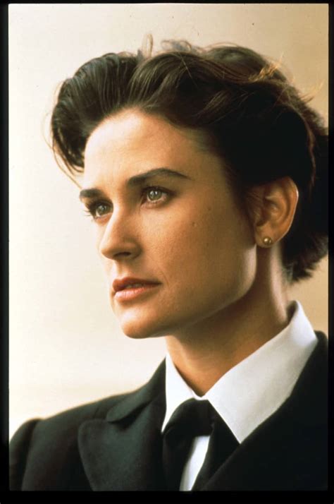 She never really settled down until moving near hollywood as a teenager in the late 1970s. Wieso man nichts mehr von Demi Moore hört