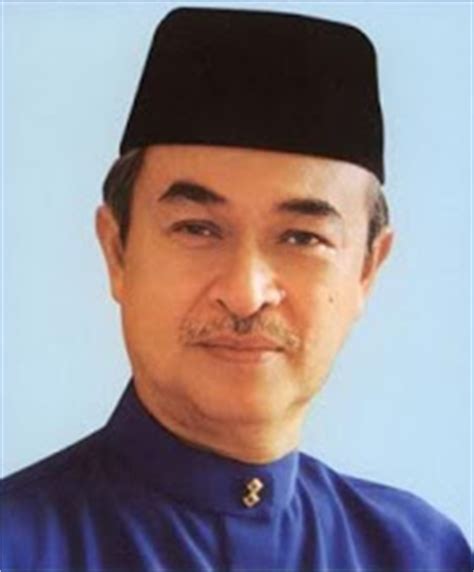 Obviously dr.mahatir is much much better than abdullah badawi. Senarai Perdana Menteri Malaysia