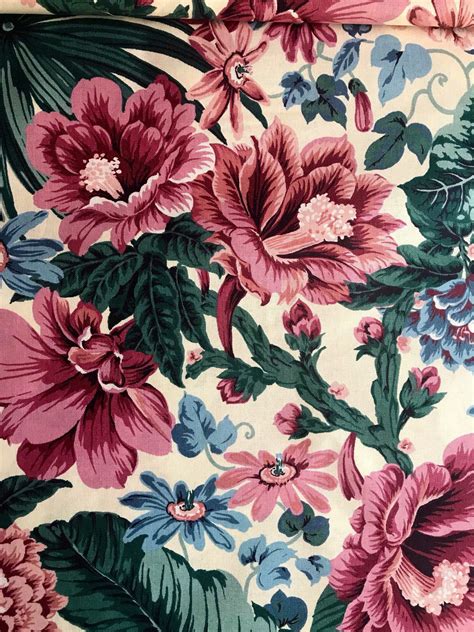Pretty Floral Stems Vintage Fabric Mod Flowers Juvenile Floral Novelty