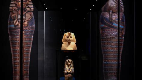 paris tutankhamun show sets new record for visitor numbers