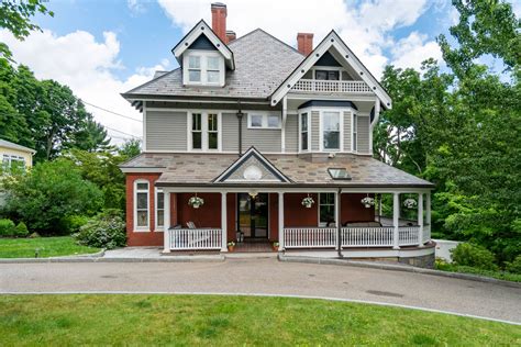 4 Spectacular Suburban Homes Now For Sale Boston Magazine