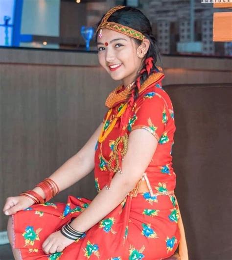 Sujina Traditional Dresses National Clothes Traditional Outfits