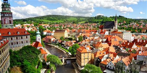 A onu classifica o país como o 14º no desenvolvimento humano ajustado. República Checa es hermosa y tiene las 3B´s: buena, bonita ...