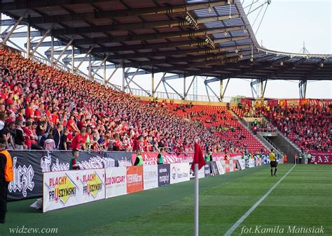 Propozycje budowy od podstaw w innym miejscu pojawiały się w latach 40. Stadion Miejski Widzewa Łódź - StadiumDB.com