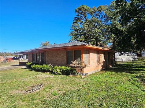 504 Fort St Minden La 71055 Mls 20493569 Zillow