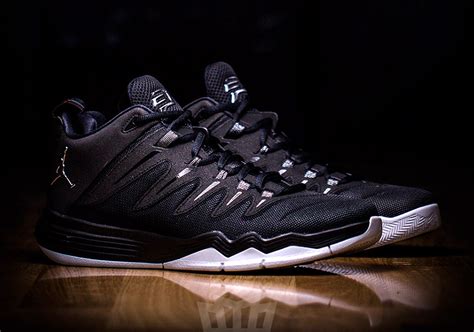 Chris paul is highly rated as one of the best point guards in the game right now. Jordan CP3.9 Chris Paul 810868-010 | SneakerNews.com