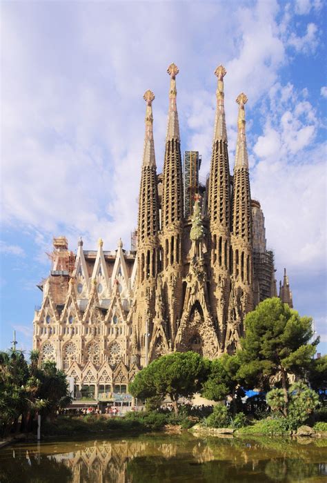 Les 11 Plus Belles Cathédrales Du Monde Cathedral La Sagrada Familia