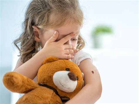 Staphylococcus aureus (staph) is a type of bacteria found on people's skin. MRSA bacteria - What Is A MRSA Infection? - MVP Pediatric ...