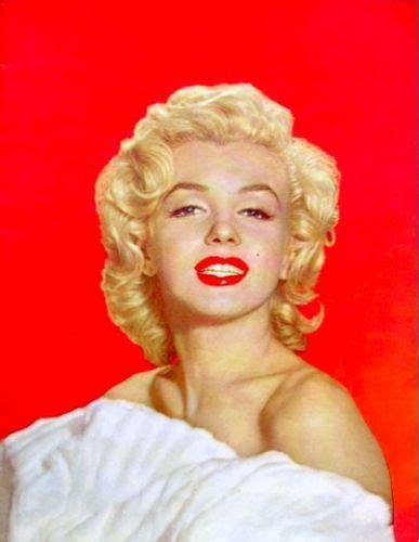 Épinglé Sur Marilyn Monroe The Only