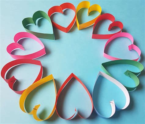 10 Min Easy Colorful Paper Hearts Wreath