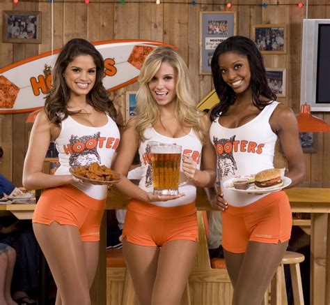 hooters girls hooters wiki fandom