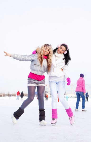 Girls Ice Skating — Stock Photo © Lanakhvorostova 7511937
