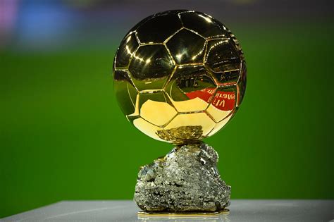 W ith the football season finally now finished, talk has already turned to the ballon d'or , with a number of candidates emerging during this summer's copa. Ballon d'or 2020 : Benzema, Neymar, Mbappé... Ceux qui ...