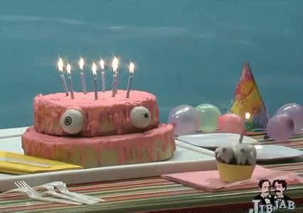You enter the greeting, or name and press the go button. Singing Cake GIF - Lol Birthday Cake - Discover & Share GIFs