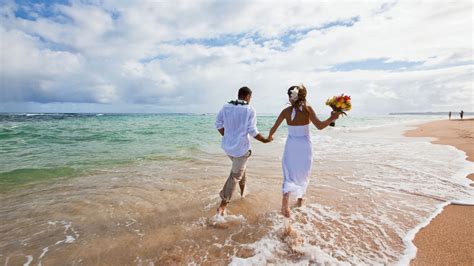 Aloha Spirit Leads Newlyweds To The Islands Travel Weekly