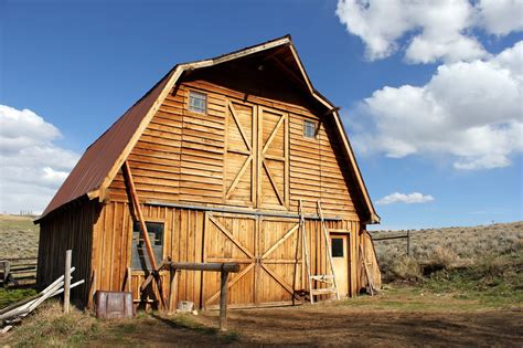 You Will Fall In Love With These 10 Beautiful Old Barns In South Dakota Only In Your State