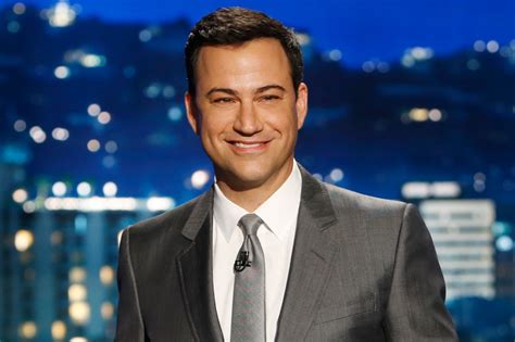 Jimmy Kimmel signs on for 2 more years with ABC