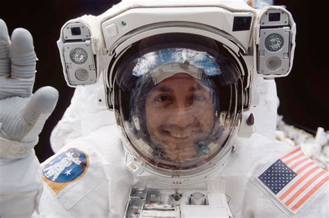 2 Funny Astronauts Nasa Vets Mike Massimino And Garrett Reisman