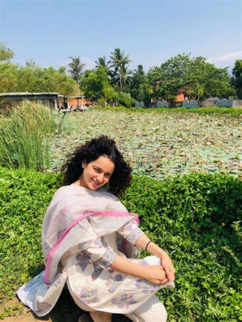 Kangana Ranauts Latest Sun Kisses Pic Is Unmissable Check It Out Here