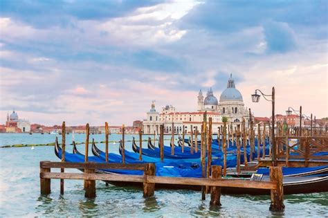 Premium Photo Mooring For Gondolas In Venice Italy