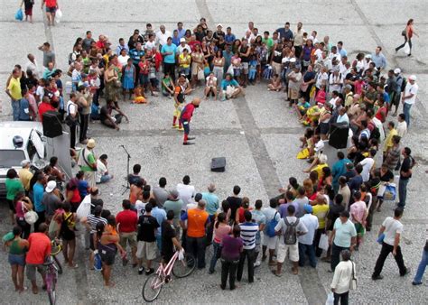 Cultura Leste Artistas de Rua Passando o Chapéu que agora é Legal