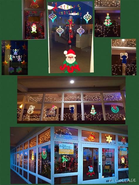 You can choose several styles for your festive interior decor for the coming. 2014 Holiday Storefront Decorating | Ocean Beach San Diego CA