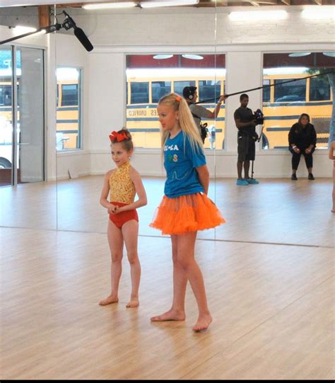 Jojo Siwa Y Elliana Walsmley Dance Moms Season 6 Dance Moms