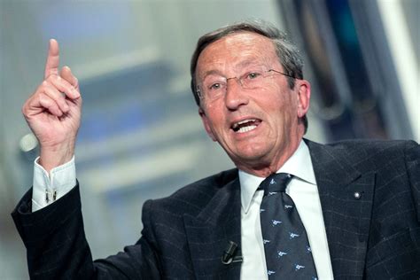 Fini e i suoi tentarono di contrastare la leadership di berlusconi. Gianfranco Fini, la tragica fine al processo per ...