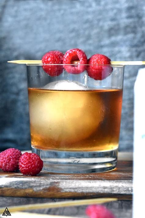 If you choose to enjoy alcohol. Keto Old Fashioned (3 Ingredients!) | Recipe | Low carb cocktails, Keto friendly desserts, Low ...