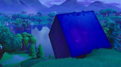 Two near the lake in the northeast part of the area. Fortnite Season 6: start time, Lava Lake, cube path, map ...