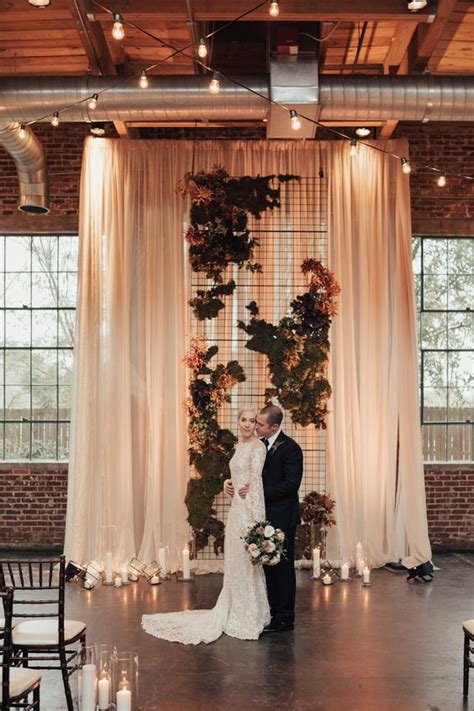 20 Industrial Loft Style Wedding Ceremony Backdrop Ideas