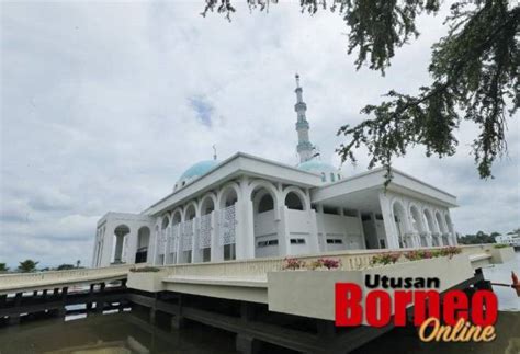 Sholat merupakan hal wajib yang dilakukan oleh semua umat muslim di dunia. PKPB Kuching: Solat Jumaat, lima waktu di Kuching namun ...