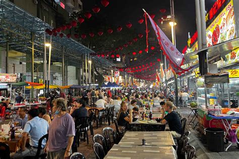 Jalan Alor Food Street Tourist Guide The Gees Travel