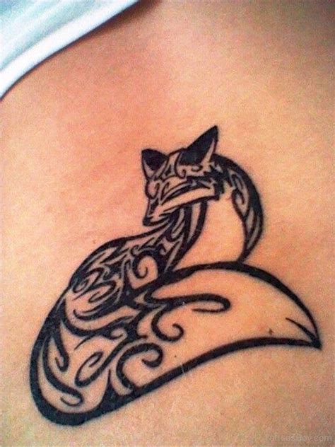 15 Cute Small Fox Tattoo Inspirations With Images Small Fox Tattoo