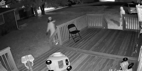 Ohio Police Release Surveillance Video Of Suspects Who Killed Sleeping