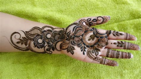 Most Beautiful Mehndi Design For Front Hand Rakhi