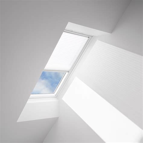 White Blackout Pleated Skylight Blinds For Velux Ggl 104 Haus And Garten