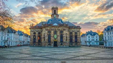 Saarbrücken is the capital city for the saarland. FF&E Hotels | Startseite | Buchen Sie zum Bestpreis!