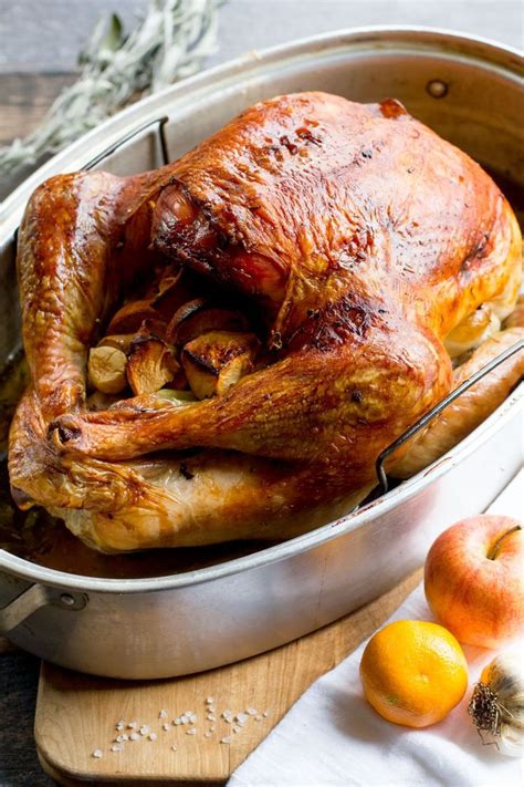 How To Dry Brine A Turkey Best Recipe For Juicy Holiday Turkey Recipe Turkey Recipes