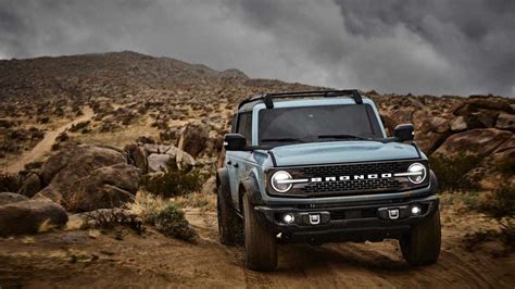 Novo Ford Bronco 2020 Investe Em Estilo E Robustez Para Encarar O Jeep