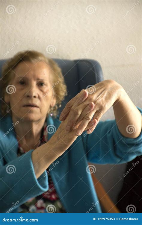 Hands Of Elderly Woman With Alzheimer Stock Image Image Of Dementia