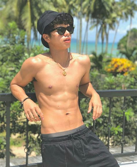 Meet The Hottest Pinoy Actors Doing Bl 2020 Edition Psychomilk S Love Without Gender