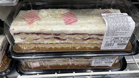 Costco S Strawberries And Cream Bar Cake Is One Fruit Away From A