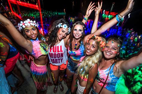 Nightlife Photography Full Moon Party Pink Plankton